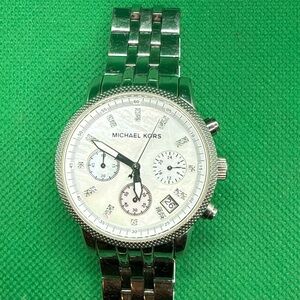 Michael Kors MK-5020 Stainless Steel Chronograph Women's Watch New Battery